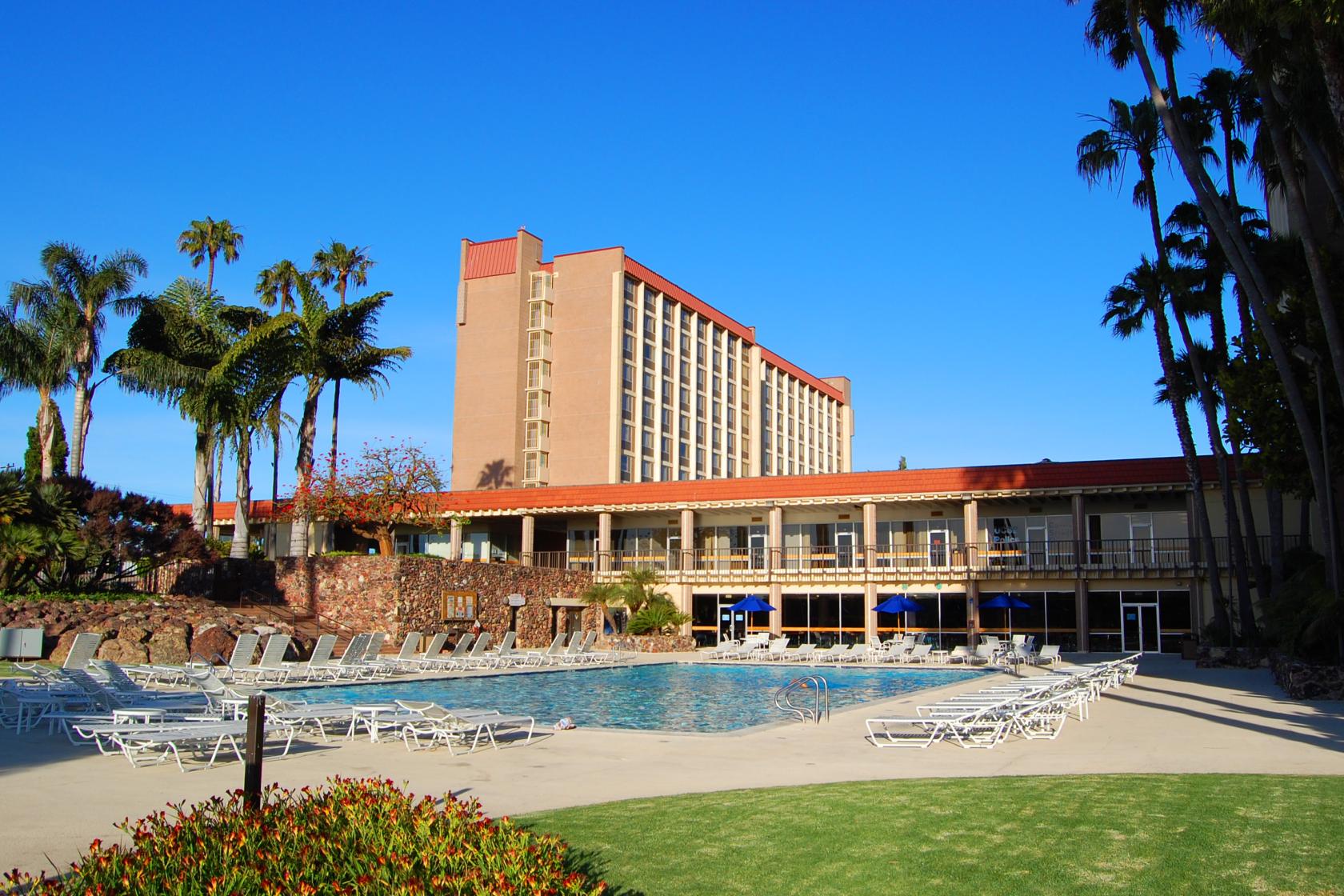 pool at Santa Catalina