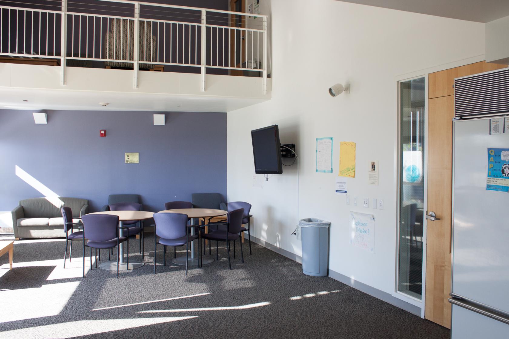 Manzanita Villages lounge