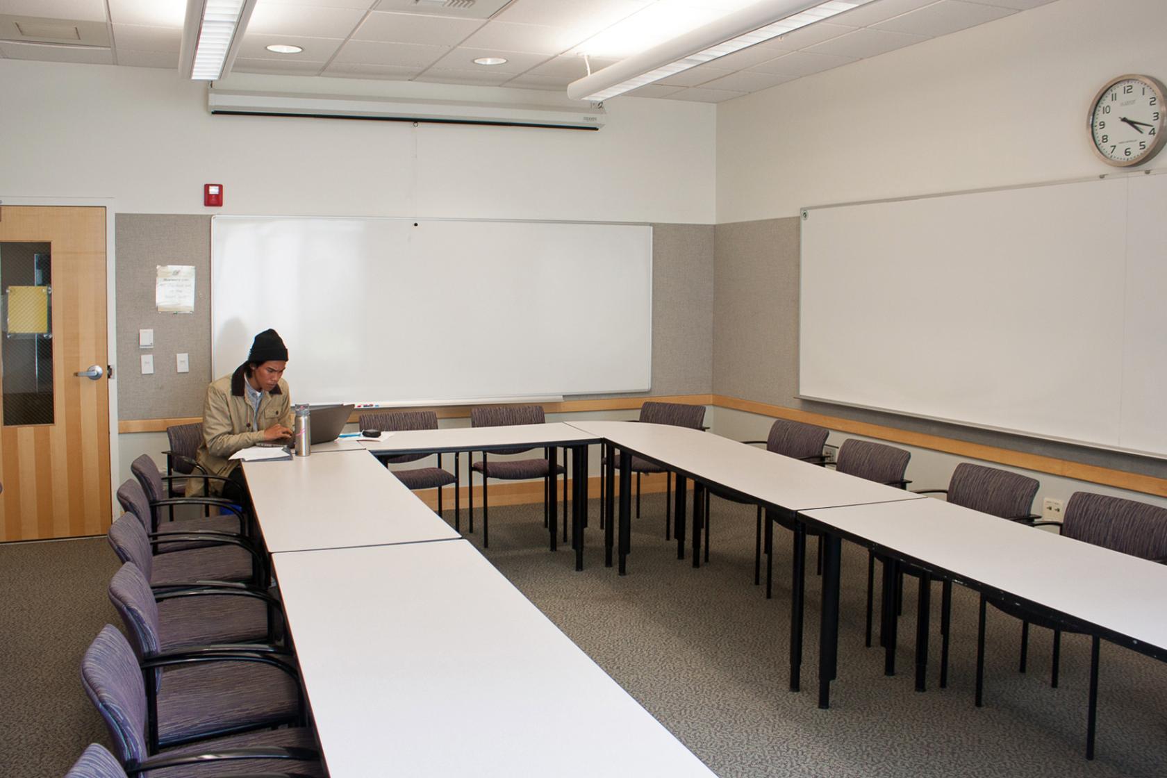 study room inside Manzanita Villages