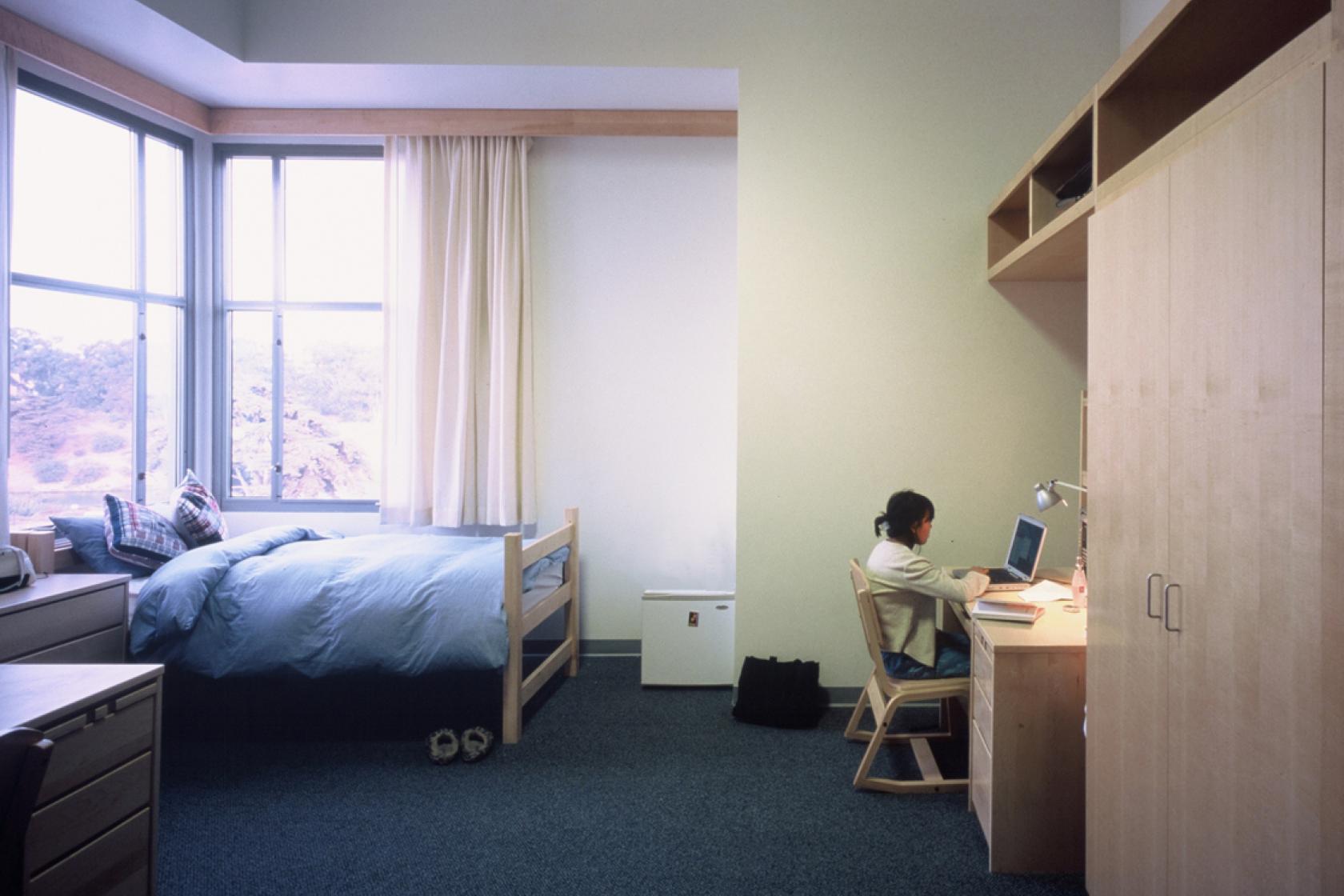 Manzanita Village room 