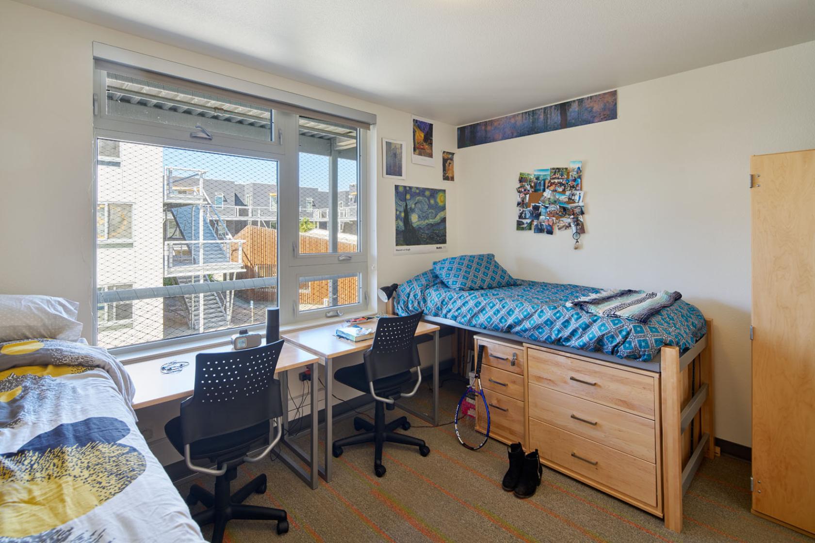 bedroom of a San Joaquin Villages apartment room