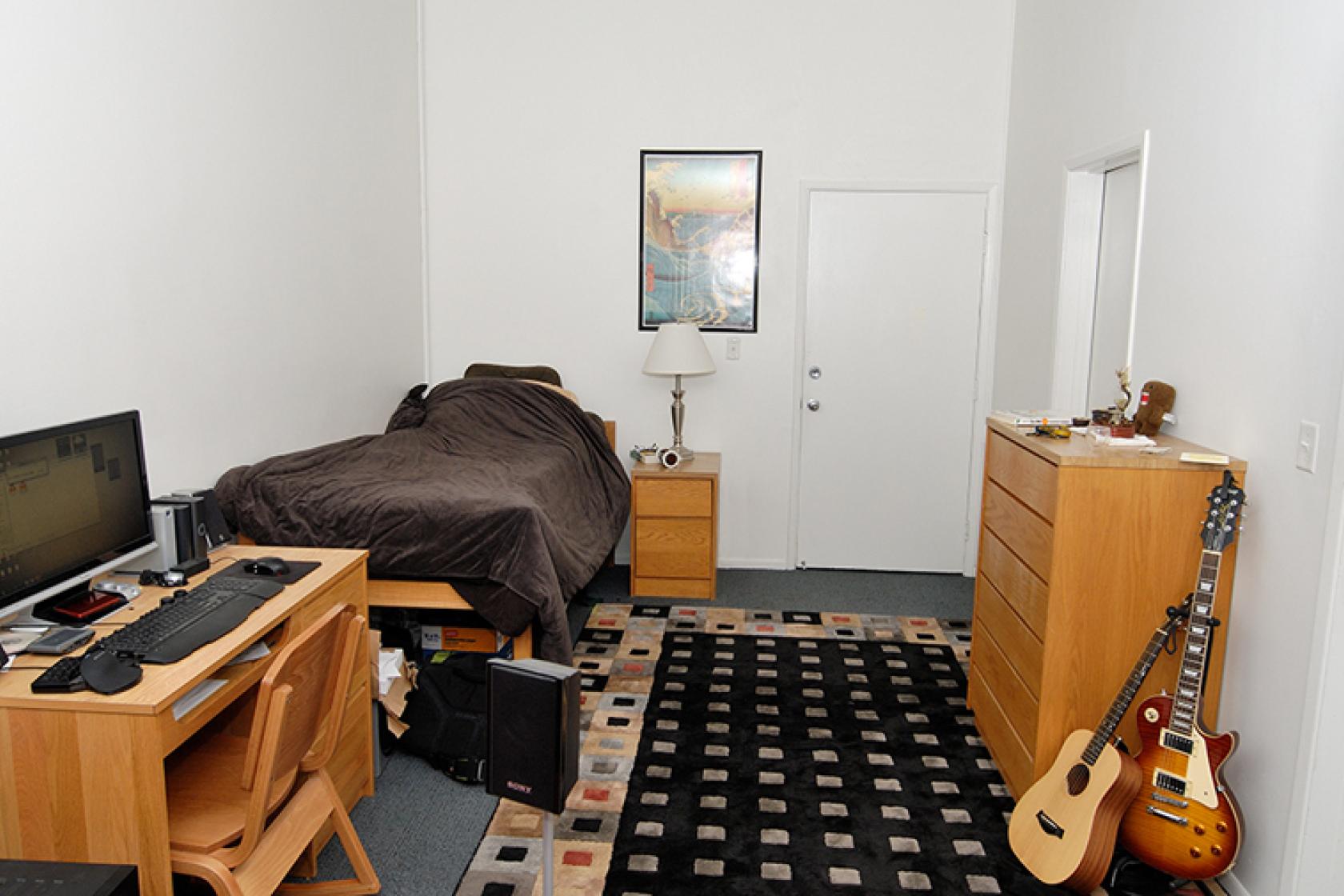 Westgate Apartments Bedroom