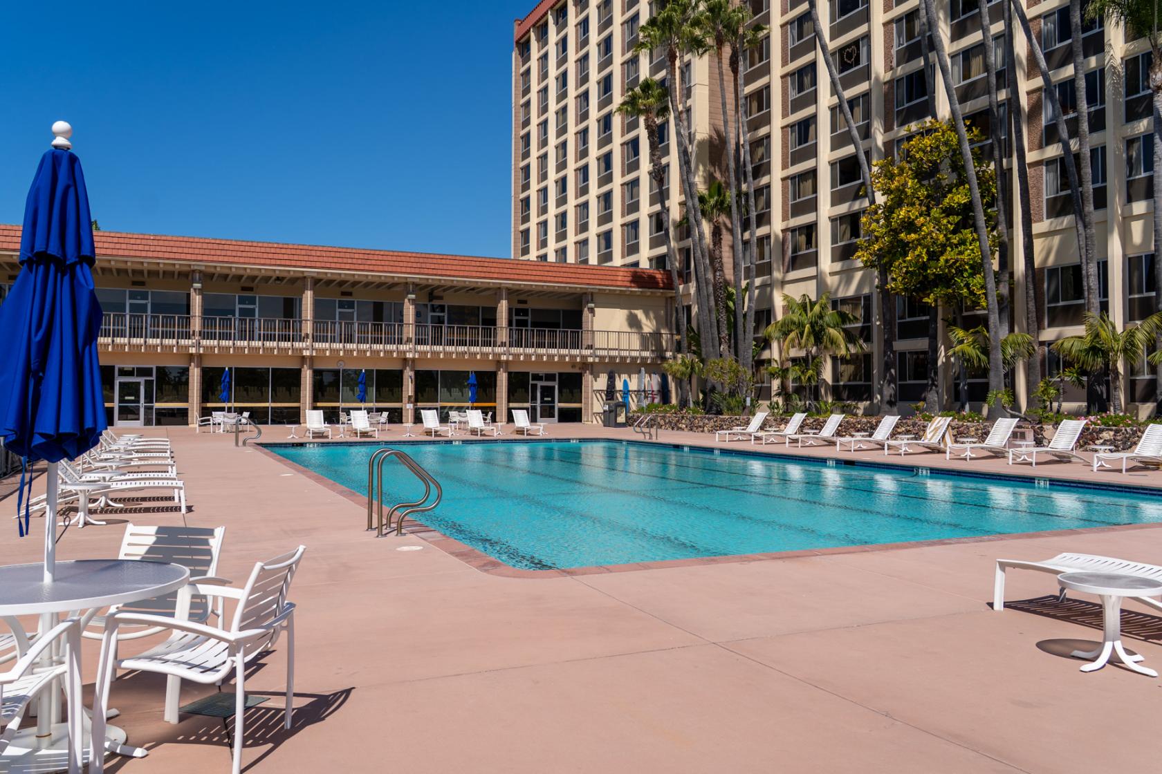 Santa Catalina Pool area